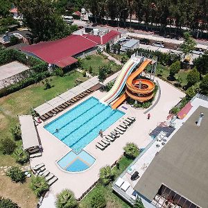 Royal Towers Hotel Kiris